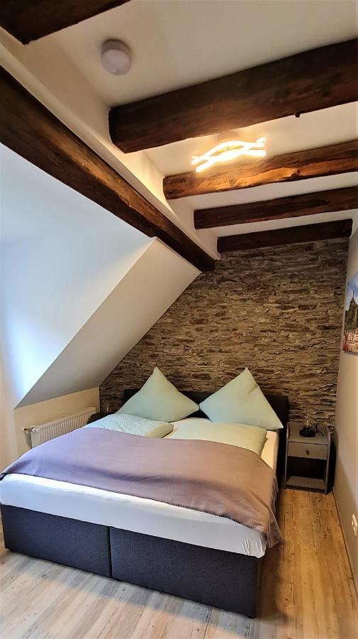 Ferienwohnung Am Fluss Klotten Bagian luar foto